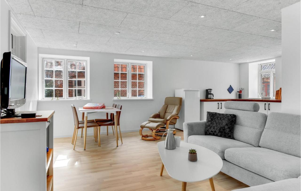 Pet Friendly Home In Hojer With Kitchen Exteriör bild