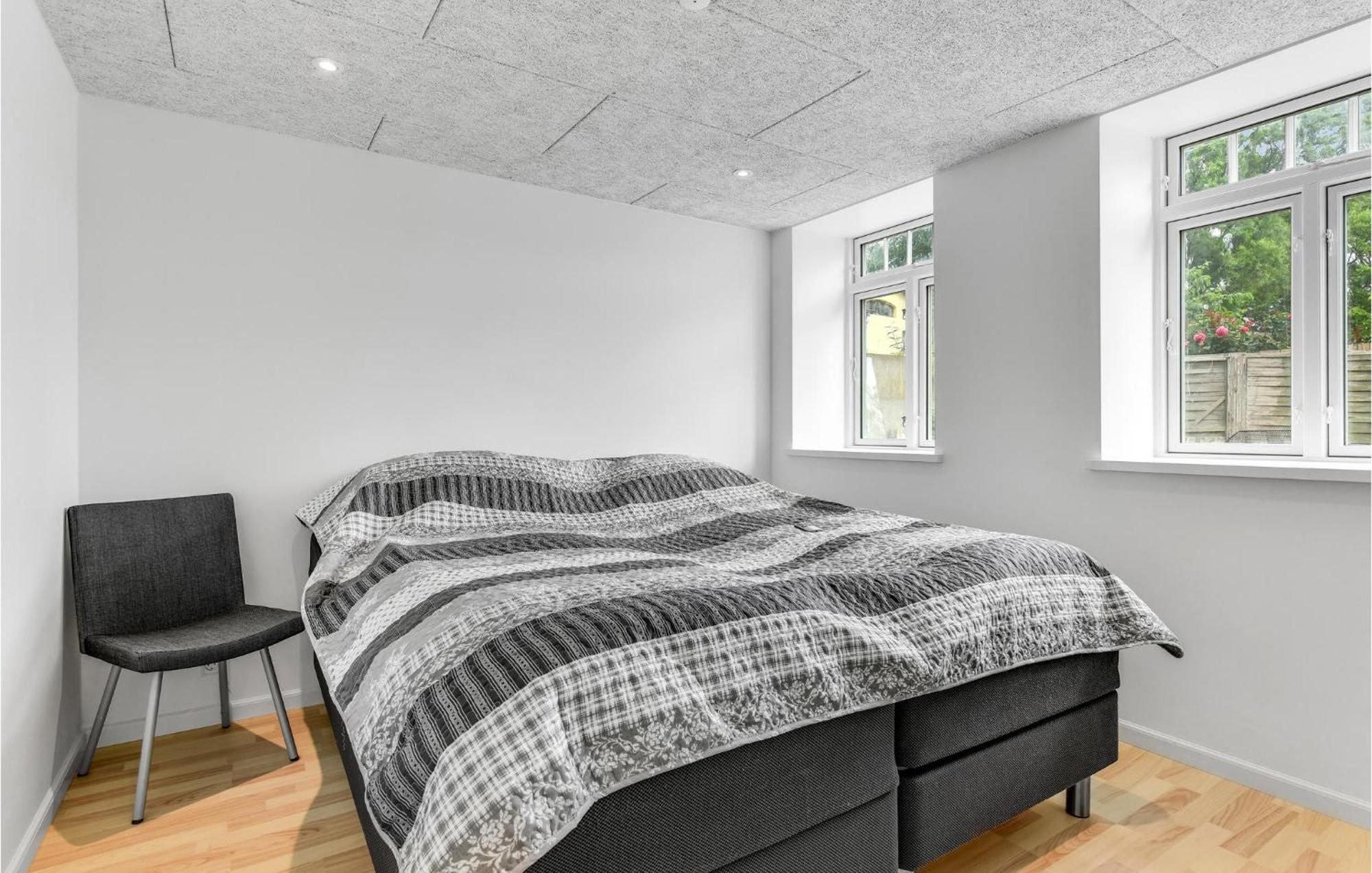 Pet Friendly Home In Hojer With Kitchen Exteriör bild